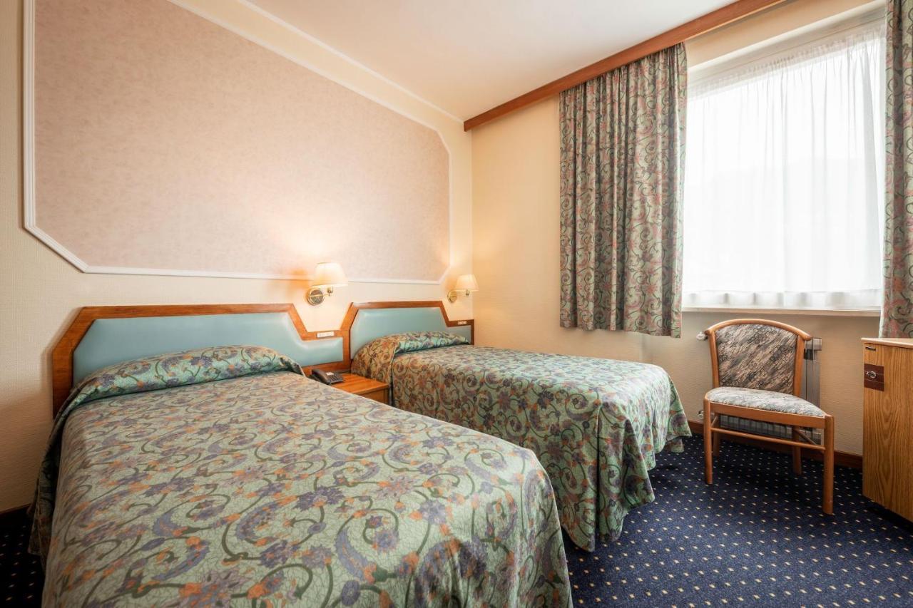 Hotel Elena Saint-Vincent Oda fotoğraf